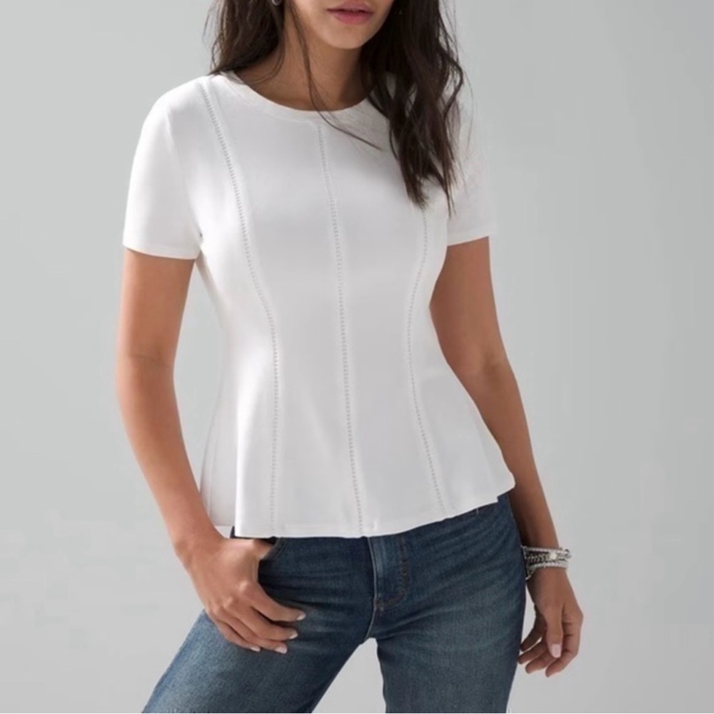 White House Black Market The Bodice Tee
Women Size Small White Stretch